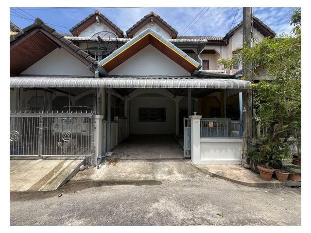ขายทาวน์เฮ้าส์ 2 ชั้น รีโนเวทใหม่ หมู่บ้านทิวเขางาม ใกล้ตลาดนครนายก ขายเท่าราคาประเมิน