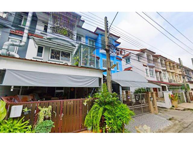 ศรีนครินทร์41-49 ทาวน์โฮม 3 ชั้น 18รถไฟฟ้าศรีนครินทร์ 800ม.5นอน