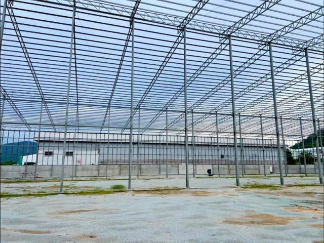 #ให้เช่าโกดังโรงงานสร้างใหม่อำเภอเมืองจ.ชลบุรี พื้นที่ใช้สอย 6400ตรม. โรงงานกว้างยาว 80x80 สูง 15ม.