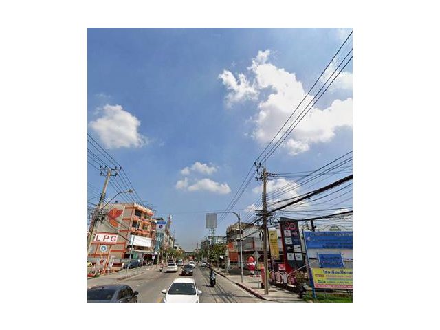 ขายที่ดิน 2-2-27 ไร่ พร้อมสิ่งปลูกสร้างในที่ดิน ติดถนนลาดปลาเค้าใกล้ซีเจ มอร์ซุปเปอร์มาเก็ต เยื้องตลาดสด ถนนลาดปลาเค้ากว