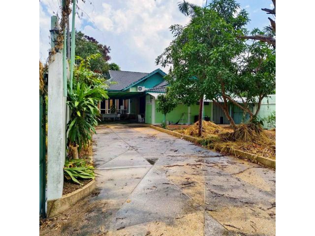 ขายบ้านด่วนบ้านเนื้อที่ 154 ตรว. พิกัด พัทยา - นาวัง - ตะเคียนเตี้ย - ใกล้มอเตอร์เวย์สาย 7 - ใกล้ห้วยขุนจิต