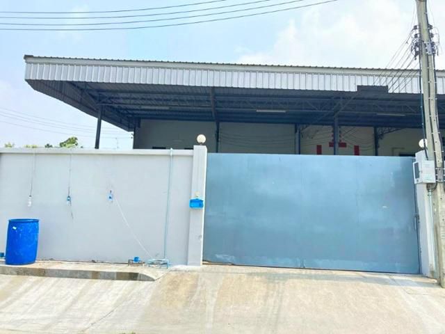 พร้อมออฟฟิศ 3 ชั้น 500 ตร.ม.โลตัส บางปลา 200 ม.ให้เช่าโรงงาน