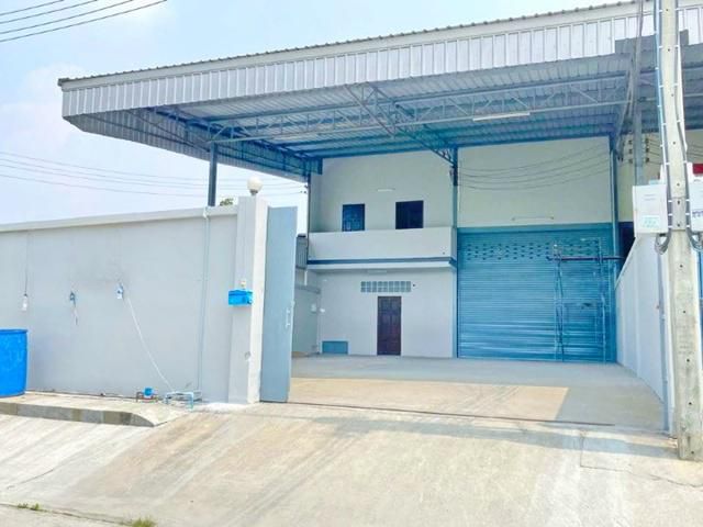 ตลาดน้ำบางพลี 3 ให้เช่าโรงงาน 3ชั้น 506ตร.ม. โลตัส บางปลา 200 ม.