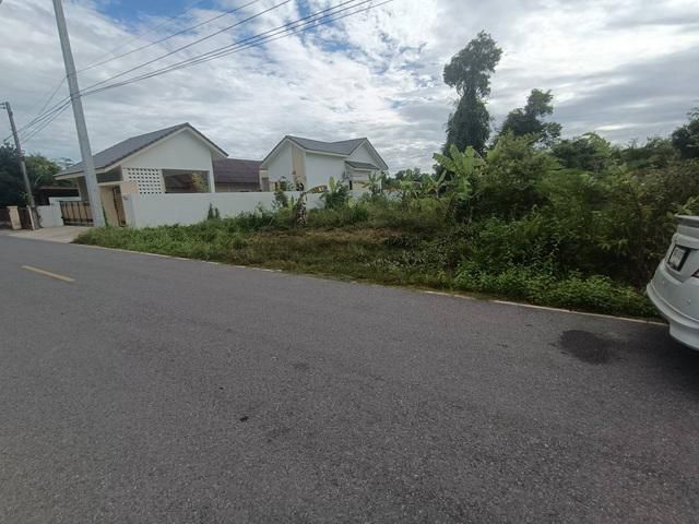 ขายที่ดินหน้ากองบิน 56,ติดซอยท่าหรั่ง 3 ถนนบ้านพรุ-กองบิน56 ต.ทุ่งลาน อ.คลองหอยโข่ง จ.สงขลา