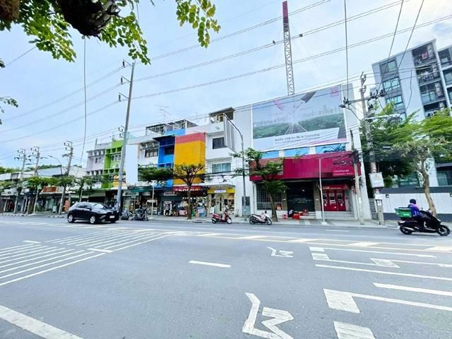 ตลาดท่าเตียน 1.1กม. MRTอิสรภาพ ให้เช่าอาคารพาณิชย์ 2 ชั้น 22ตร.วา