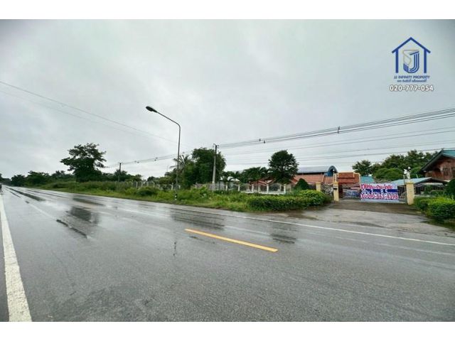 ขายที่ดินบ้านโกดัง 30ไร่ 3งาน 8.5 ตารางวา ถนนสายวังหิน-หนองนาคำ ตำบลโนนยอ อำเภอชุมพวง นครราชสีมา