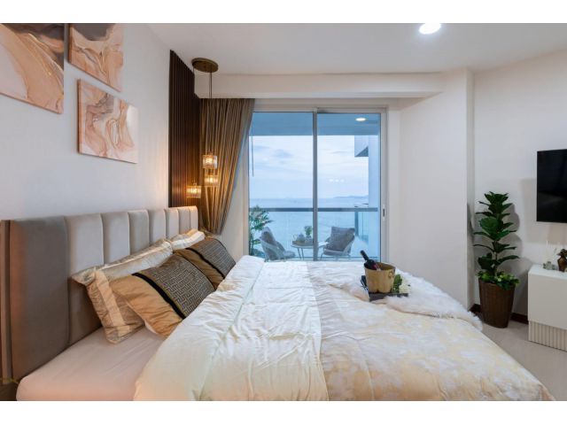 For sale condo The Palm wongamat beach front pattaya Studio type (S03-2154)
