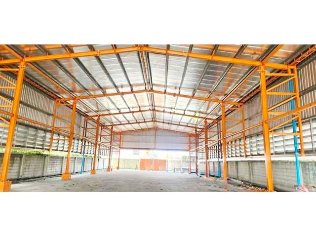 สนามบินสุวรรณ ARLลาดกระบัง ถ.ร่มเกล้า19-29  ให้เช่าโกดัง 800ตร.ม