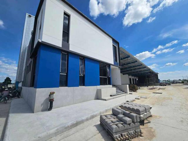 F195 ให้เช่าโรงงานโกดังคลังสินค้า สร้างใหม่ ย่านศรีราชา ขนาด 4,207 ตรม. ใกล้ท่าเรือแหลมฉบัง #พื้นที่สีม่วงลาย