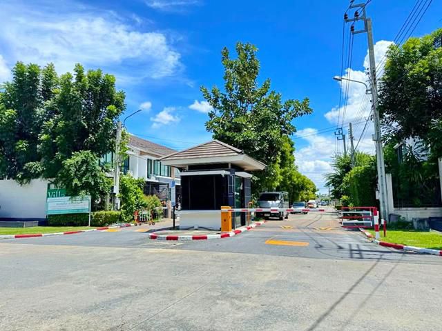The Villa แยกบางกรวย-บางบัวทอง 3นอน MRT คลองบางไผ่ 4.6 กม.