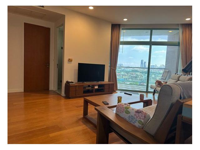 ให้เช่า คอนโดชาเทรียม 2 นอน 127 ตรม. Built-In ครบ