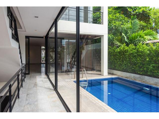 ให้เช่าบ้านเดี่ยว4ชั้นย่านอารีย์พญาไท750 ตร.ม.พร้อมสระกล้BTSอารีย