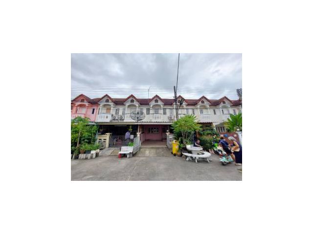 ถูกที่สุดในโครงการ ทาวน์เฮ้าส์ หมู่บ้านฉัตรมณี 2 พุทธมณฑลสาย 4 เพียง 1.2 ล้านเท่านั้น