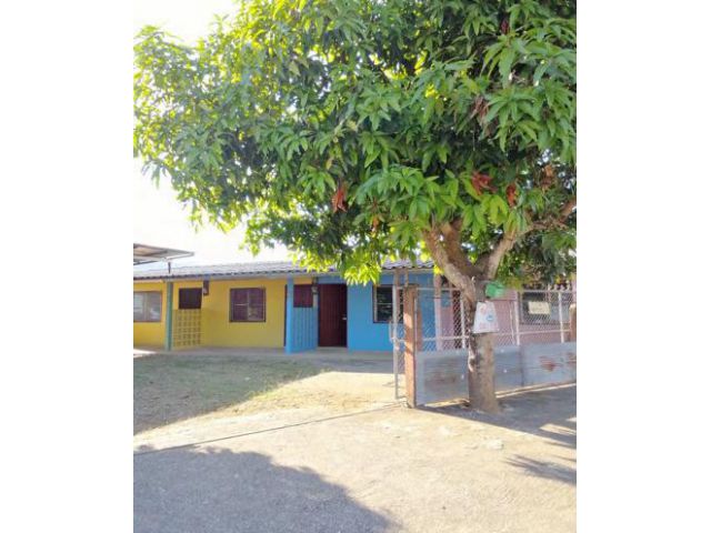 **ลดราคาพิเศษ** ขายที่ดินพร้อมบ้านเช่า (เจ้าของขายเอง)