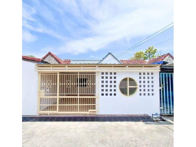 ใจกลางเมืองมาบตาพุด ใกล้ ตลาดลานปูน หมู่บ้านเทอดไท