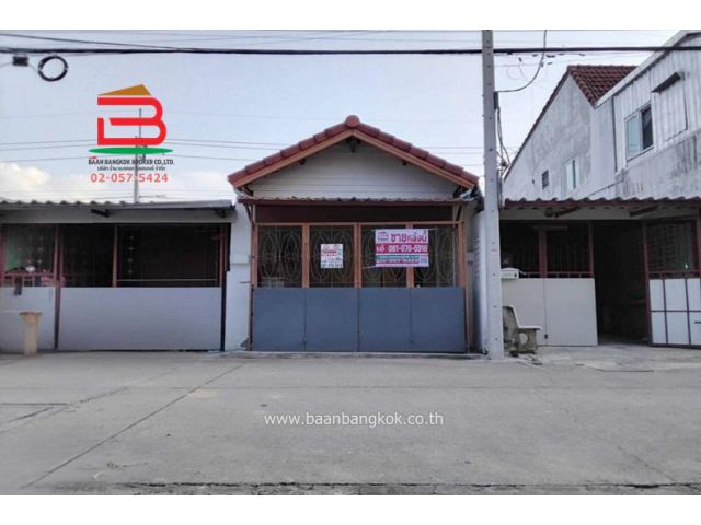 ทาวน์เฮาส์ ซอยไสวประชาราษฎร์ 7 เนื้อที่ 16.6 ตร.ว (ใกล้ตลาดเอซีคลอง 4) ตำบลลาดสวาย อำเภอลำลูกกา ปทุมธานี