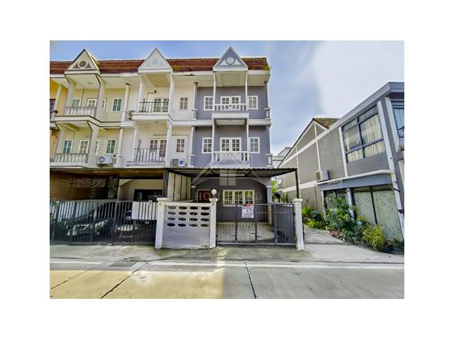 ทาวน์โฮม 3 ชั้น หมู่บ้าน ฉัตรณรงค์ วิลล่า 3 ลำลูกกา (หลังมุม)