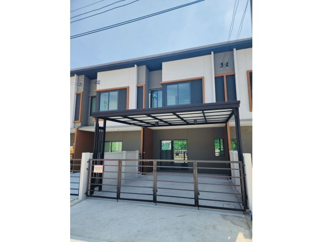 ให้เช่า ทาวน์โฮมใหม่ Pleno Town พหลโยธิน–วิภาวดี พื้นที่ใช้สอย 129 ตารางเมตร 3 ห้องนอน ตำบลคลองหนึ่ง อำเภอคลองหลวง