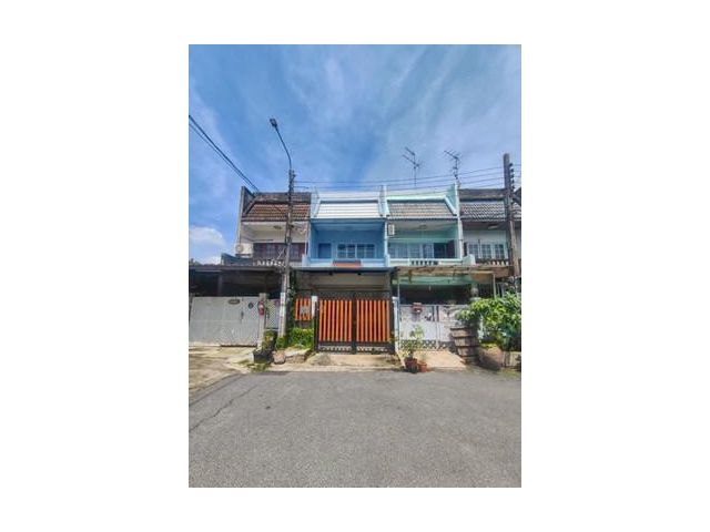 ขายต่ำกว่าทุน ทาวน์เฮาส์ 2 ชั้น หมู่บ้านคลองจั่นวิลล่า 3 นวมินทร์