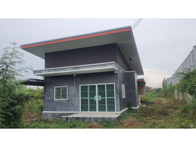 ที่ดินโซน สร้างโรงงานได้ ที่ดินพร้อมบ้านสวน 12.3 ไร่ โซนเจริญ ห้างสรรพสินค้า ทั้งโลตัสและบิ๊กซี