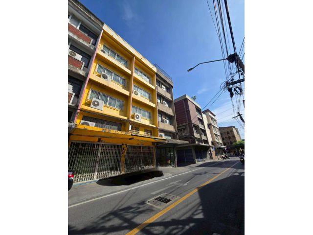 ขายอาคารพาณิชย์ 2คูหา ทำเลสวยเข้าออกหลายทาง เอกมัย สุขุมวิท71 เหมาะทำโฮสเทล (N.1912)