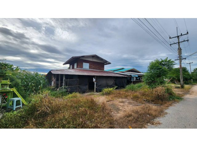 บ้านพร้อมที่ดินราคาถูกๆ ราคาต่อรองได้ รับนายหน้า