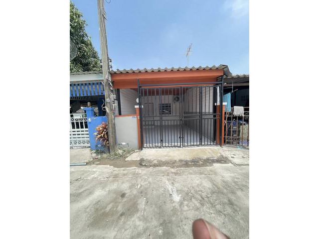 ขายด่วน ทาวน์เฮาส์ชั้นเดียว โรจนะทรัพย์