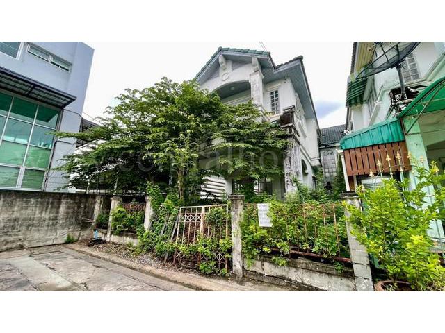 ทาวน์เฮ้าส์ บ้านนันทนาการ์เด้น ซอยบางปลา 22 บางพลี สมุทรปราการ