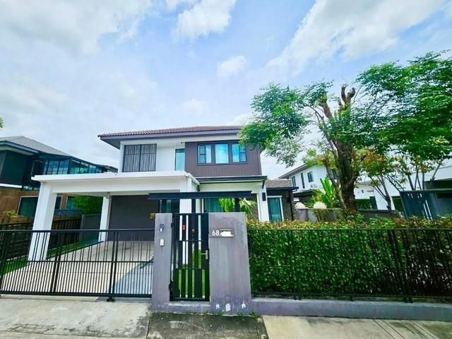 เช่า บ้านเดี่ยว สวยพร้อมอยู่ หมู่บ้านมัณฑนา บางนา กม.7 หลังห้างMegaบางนา ใกล้มอเตอร์เวย์ เดินทางสะดวก