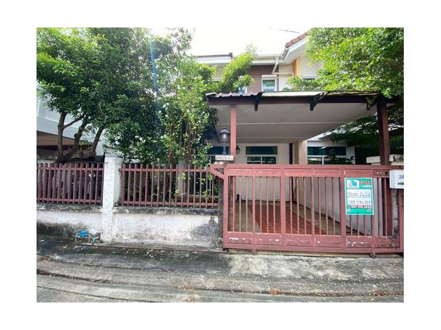 ขายทาวน์เฮ้าส์2ชั้น หลังริม ม.จิราวดี ซอยนนทบุรี 8 บ้านสภาพดี ทำเลดี พร้อมอยู่