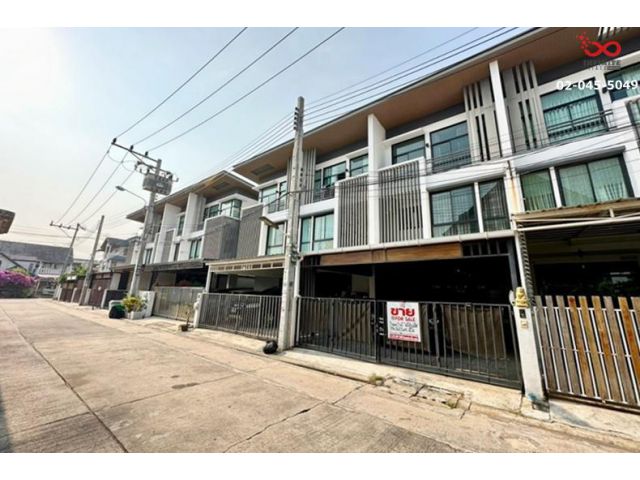 ขายทาวน์โฮม 3 ชั้น  20 ตารางวา โคซี่ โชคชัย 4 ซอยโชคชัย 4 ซอย 18 แยก 1 ถนนโชคชัย 4