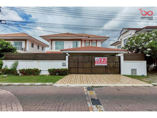 ขายบ้านเดี่ยว 2 ชั้น หมู่บ้านบุรีรมย์-ซาฟารี ถ.เลียบคลองสอง ต้นโครงการ พร้อมอยู่