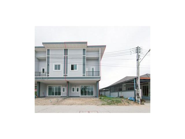 ขายทาวน์โฮม โครงการหมู่บ้านรัตนาธิเบศร์ บ้าน 2 ชั้น 2ห้องนอน