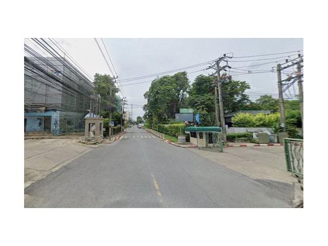 ขายที่ดินแปลงใหญ่ในซอยพัฒนาการ 40 เนื้อที่ 400 ตร.วา