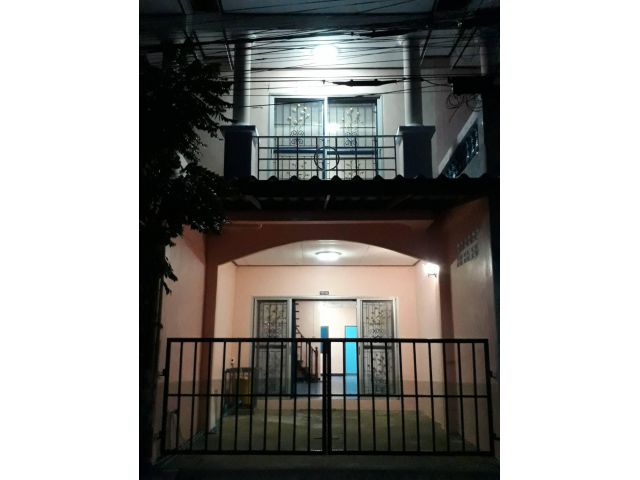 ขายทาวน์เฮ้าส์ 2ชั้น 2น 2น้ำ ม.พี.เค ประชาอุทิศ 90