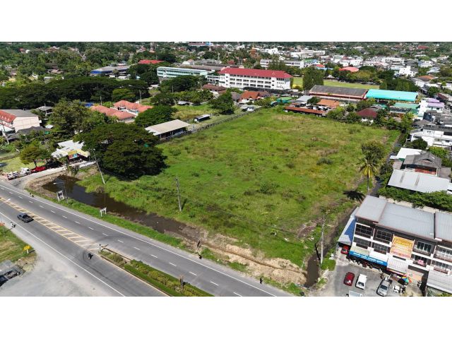 ขายที่ดินย่านทำเลทองสันกำแพงแปลงสวย ทำเลดีติดถนนสายหลัก เหมาะทำธุรกิจลงทุน