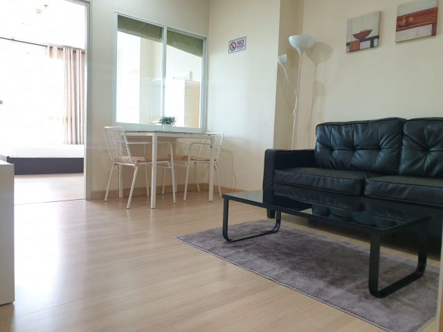 Life @ Sathorn10 for rent 1 bedroom 1 bathroom 43 sqm rental 20,000 baht/month