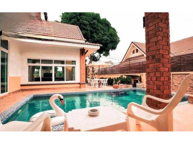 บ้านพูลวิลล่า ขนาด 200ตารางวา  พิกัด จอมเทียนชัยพฤกษ์2