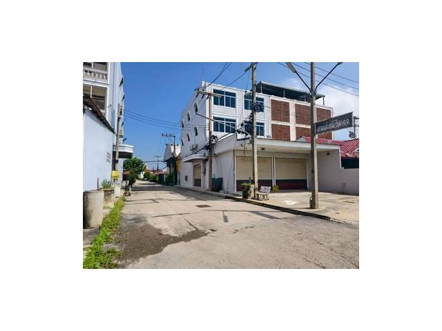 บ้านเดี่ยว 2 ชั้น พร้อมที่ดิน 181.2 ตารางวา ในบางปะหันวิลเลจ