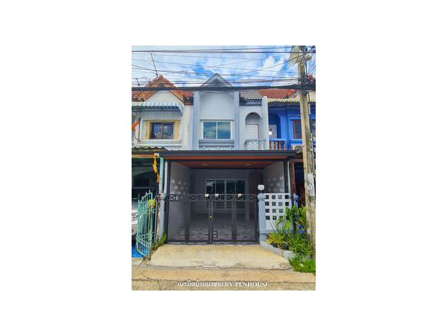 ขาย ทาวน์เฮ้าส์ 2ชั้น ย่านร่มเกล้า เดินทางสะดวก มบ.เคซีวิลล์ร่มเกล้า ถ.ร่มเกล้า18 ใกล้สนามบิน แอร์พอร์ตลิงค์ รีโนเวทใหม