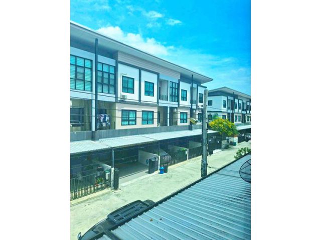 MRT ศรีเทพา ทาวน์โฮม 3ชั้น แจส เออร์เบิน ศรีนครินทร์ สุขุมวิท113