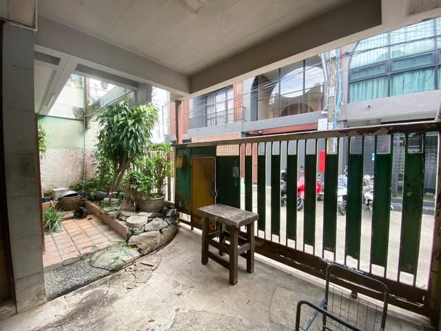 P1542 ขายทาวน์เฮ้าส์ 2 ชั้น ซอยเอกมัย 12 ซอยเจริญใจ ปรีดีพนมยงค์