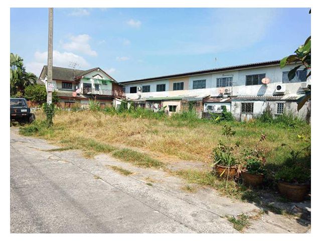 ขายถูก!!! ที่ดินถมแล้ว ดี  เนื้อที่ ทำเลดี เนื้อที่ 168 ตร ว. ซอยเลียบคลองสอง 19 (หมู่บ้านมโนรมย์ 4)