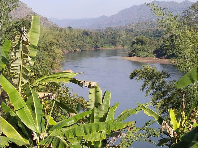 ขายที่ดินนส.3ก ติดริมน้ำยาวมาก ทำเลดี เหมาะทำรีสอร์ทหรือโรงแรมขนาดใหญ่5ดาว