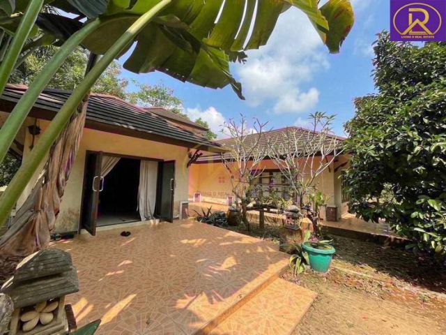 ขายด่วนสวนผลไม้ผสม  10-0-18 ไร่ แถมบ้านพัก ใกล้วัดเขาสุกิม จ.จัน