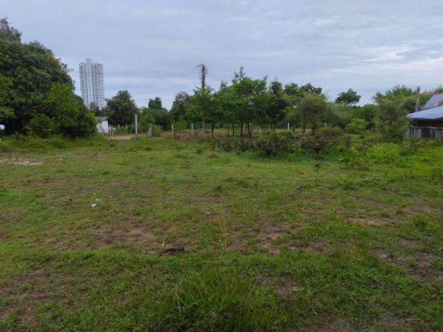 ขายที่ดินไกล้หาดแม่รำพึงจ.ระยองเนื้อที่1ไร่1งาน90ตรว.