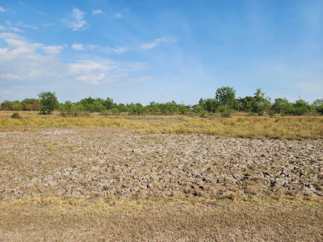 L860 ขายที่ดินใกล้อบต.องครักษ์ 100 ตรว นครนายก