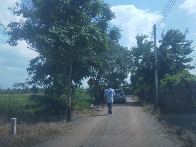 R68-056ขายที่ดิน ที่นา บางคล้า ฉะเชิงเทรา ขนาด 6-3-22ไร่ ติดถนน 2ด้าน มีน้ำ มีไฟฟ้า มีเพื่อนบ้าน  หน้ากว้าง  110เมตร เดินทางสะดวก  ใกล้ถนน 304