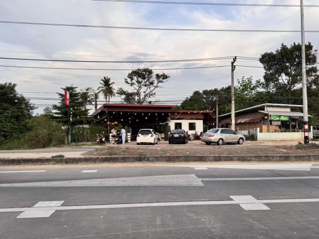 ขายที่ดินติดถนนอุบล-ตระการ บ้านปลาดุก ต.ไร่น้อย จังหวัดอุบลราชธานี (N.1700)