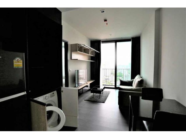 CB130 ขาย/เช่า Condo Edge Sukhumvit 23 (เอดจ์ สุขุมวิท 23)